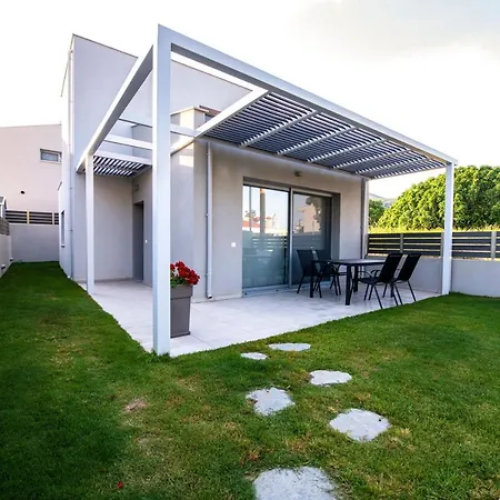 Willa Ag Luxury Villas, Iraklitsa Nea Iraklitsa