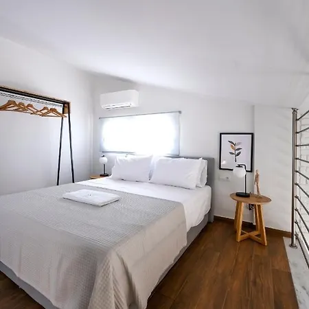 Ag Luxury Villas, Iraklitsa Willa