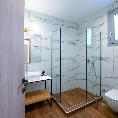 Ag Luxury Villas, Iraklitsa