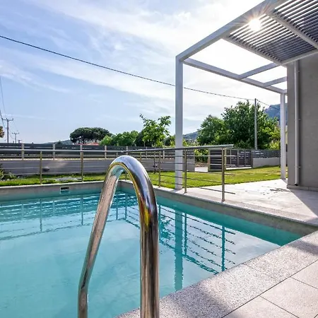 Ag Luxury Villas, Iraklitsa ヴィラ Nea Iraklitsa