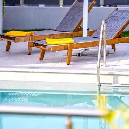 Vilă Ag Luxury Villas, Iraklitsa Nea Iraklitsa