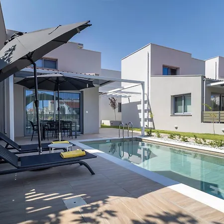 Ag Luxury Villas, Iraklitsa Villa Nea Iraklitsa