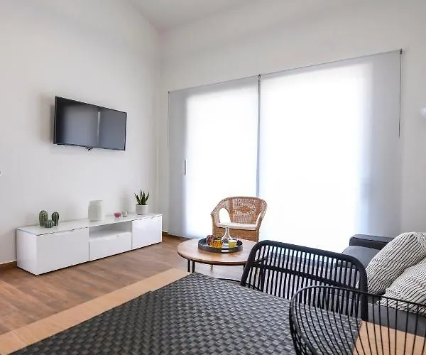 Ag Luxury Villas, Iraklitsa